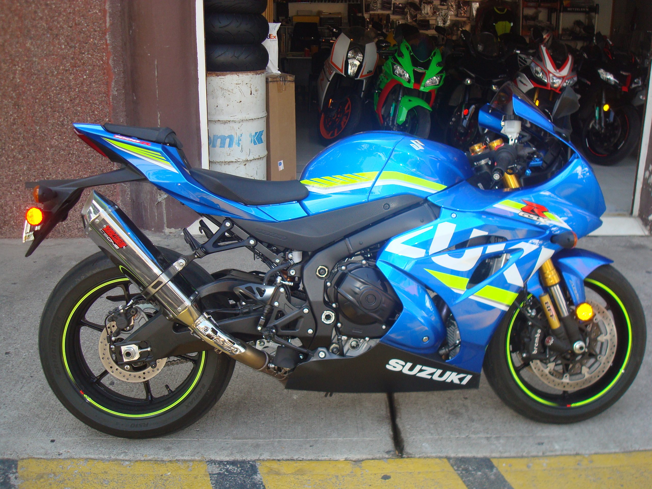 VENDIDA …………. MOTOCICLETA SUZUKI GSXR 1000 R MODELO 2017 FULL EQUIPO VERSION GP NACIONAL