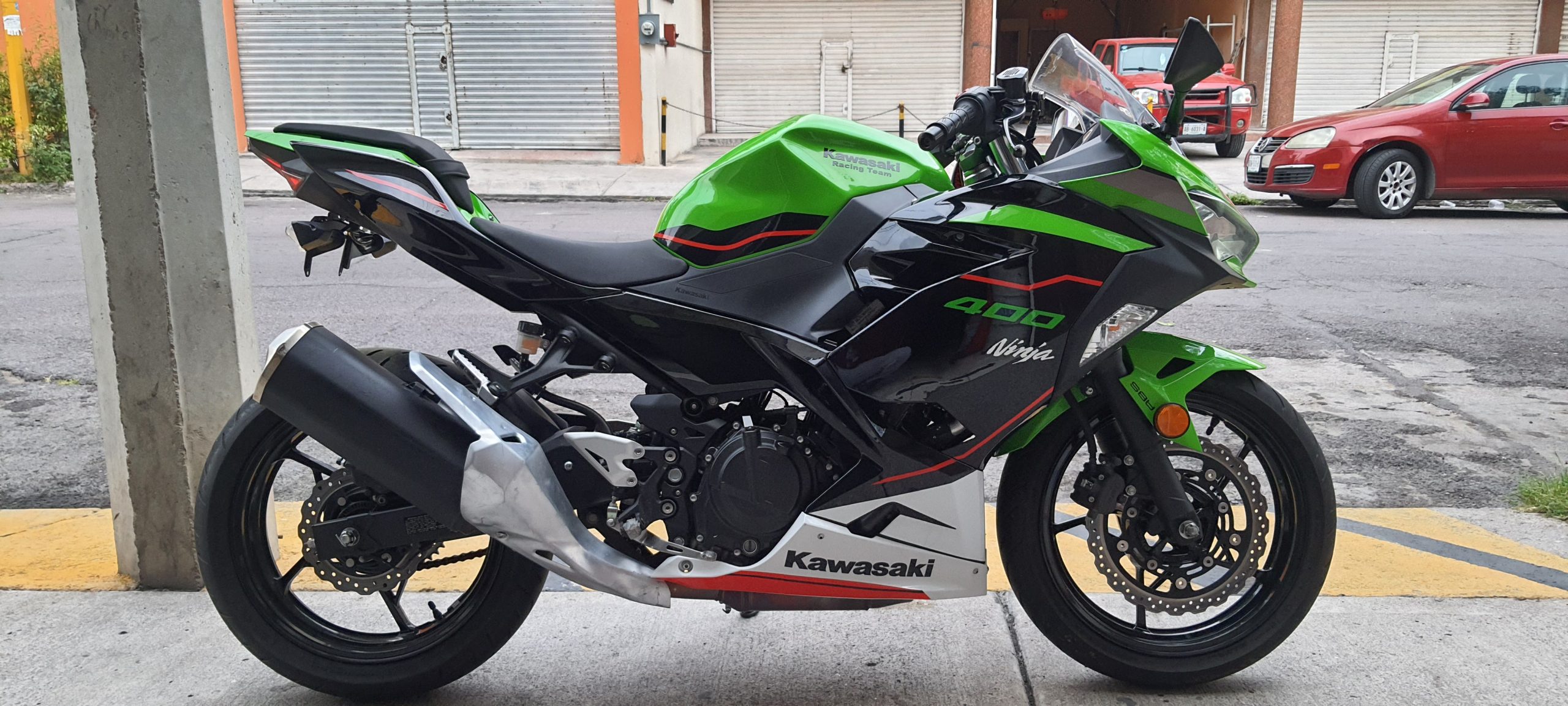 VENDIDA ………………. MOTOCICLETA KAWASAKI NINJA 400EX MODELO 2020 IMPORTADA