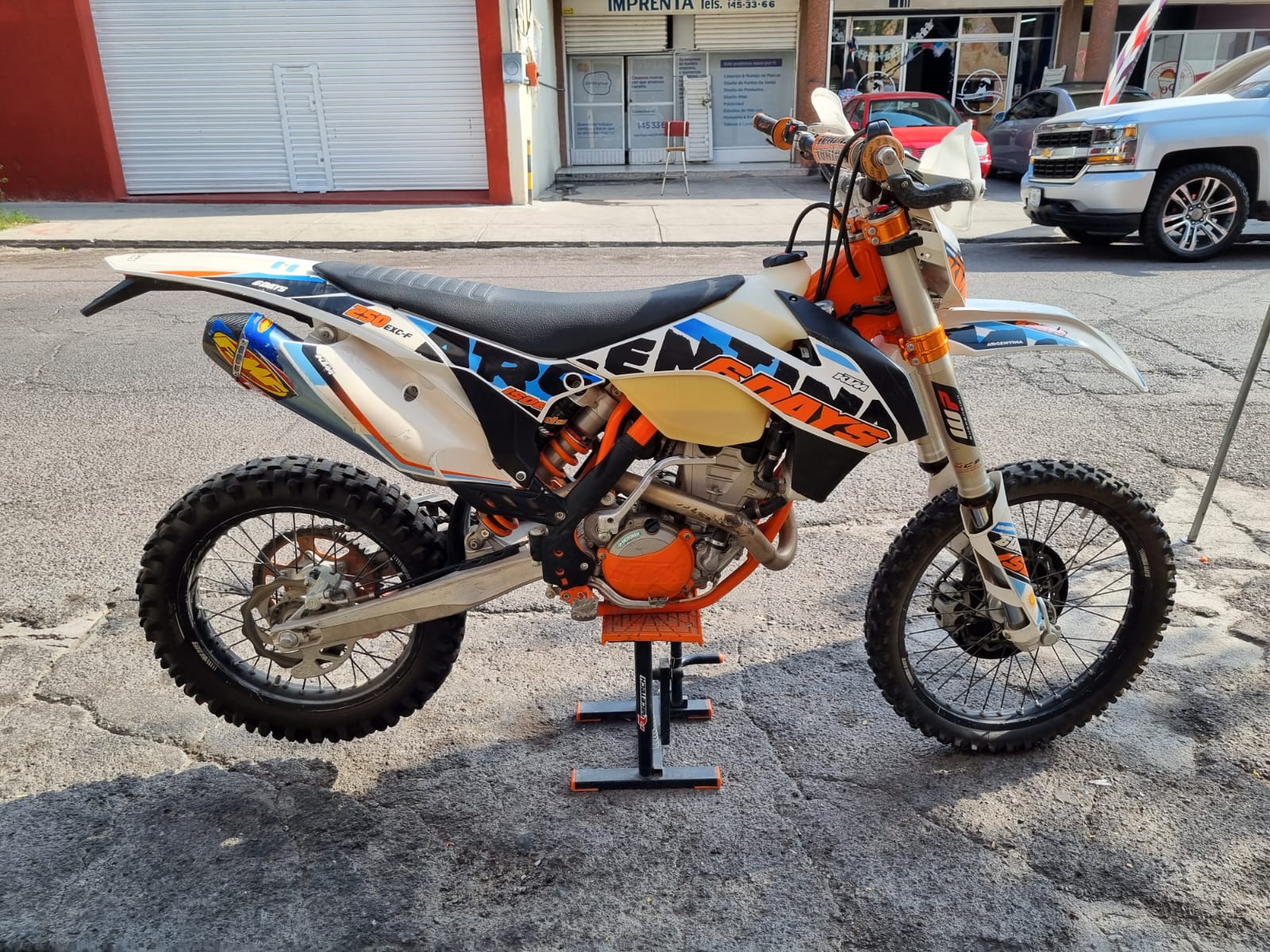 VENDIDA ……………………….. MOTOCICLETA ENDURO KTM 250 EXC-F MODELO 2015 ARGENTINA NACIONAL