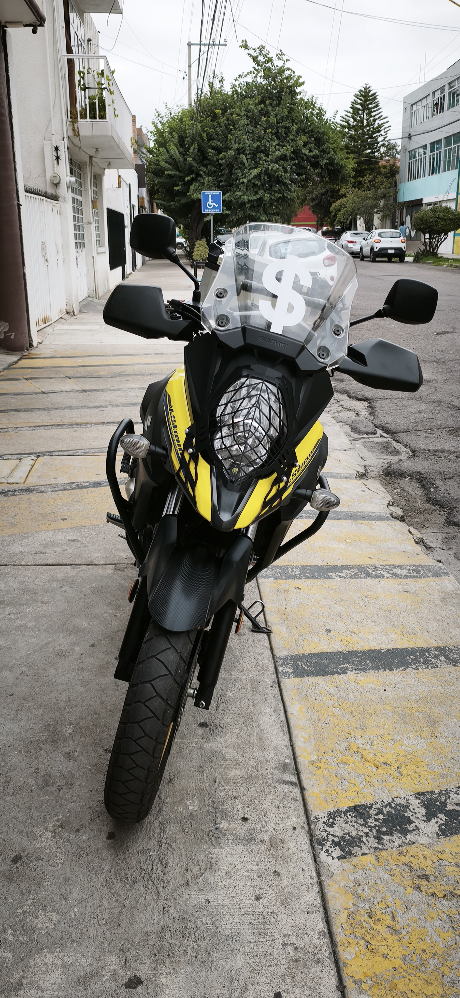 MOTOCICLETA SUZUKI V STROM 650 MODELO 2021 NACIONAL - Imagen 4
